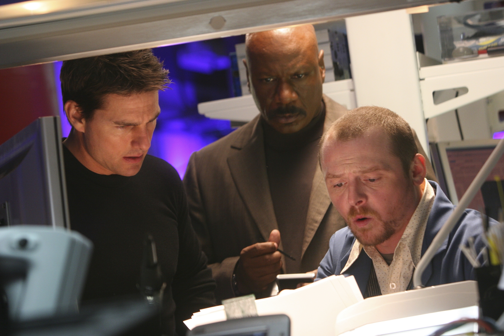 Still of Tom Cruise, Ving Rhames and Simon Pegg in Mission: Impossible III (2006)