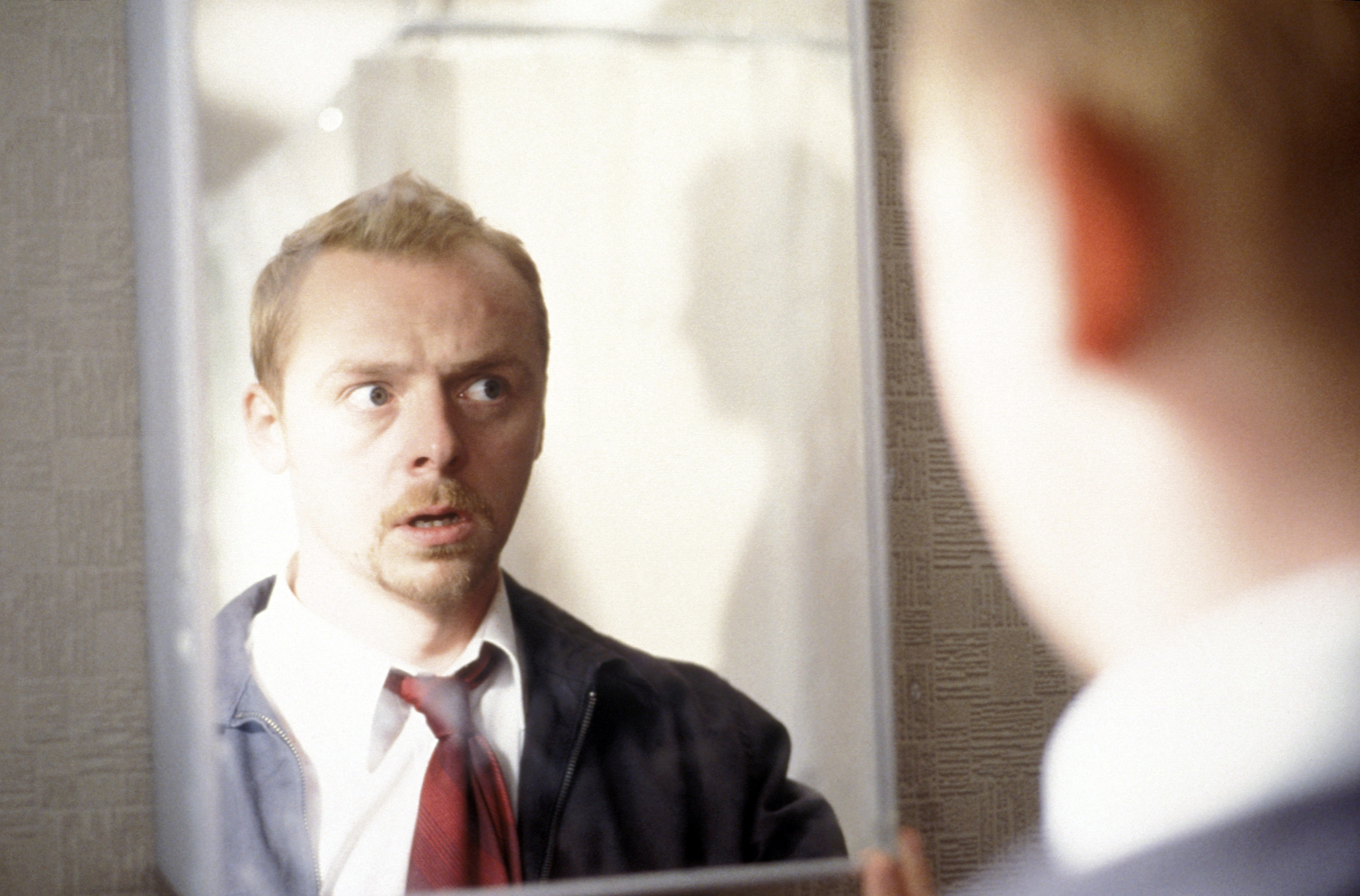 Still of Simon Pegg in Shaun of the Dead (2004)