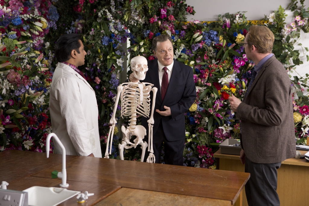 Still of Sanjeev Bhaskar, Eddie Izzard and Simon Pegg in Absolutely Anything (2015)