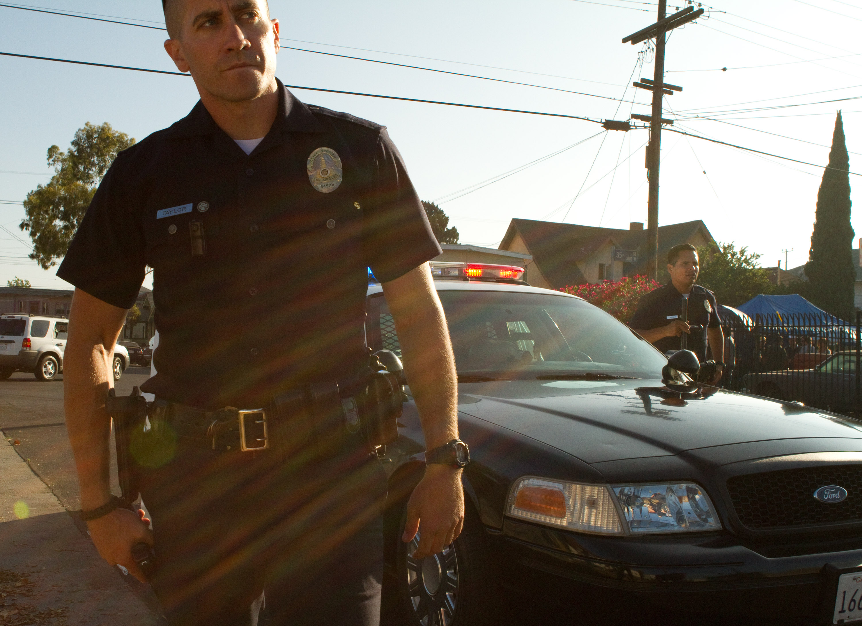 Still of Jake Gyllenhaal and Michael Peña in End of Watch (2012)