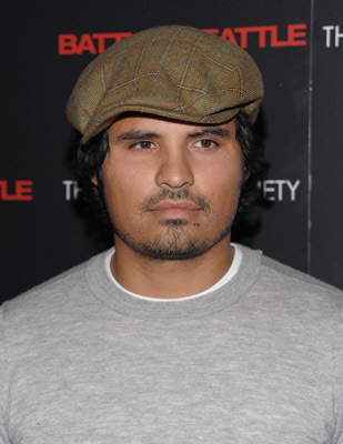 Michael Peña at event of Battle in Seattle (2007)