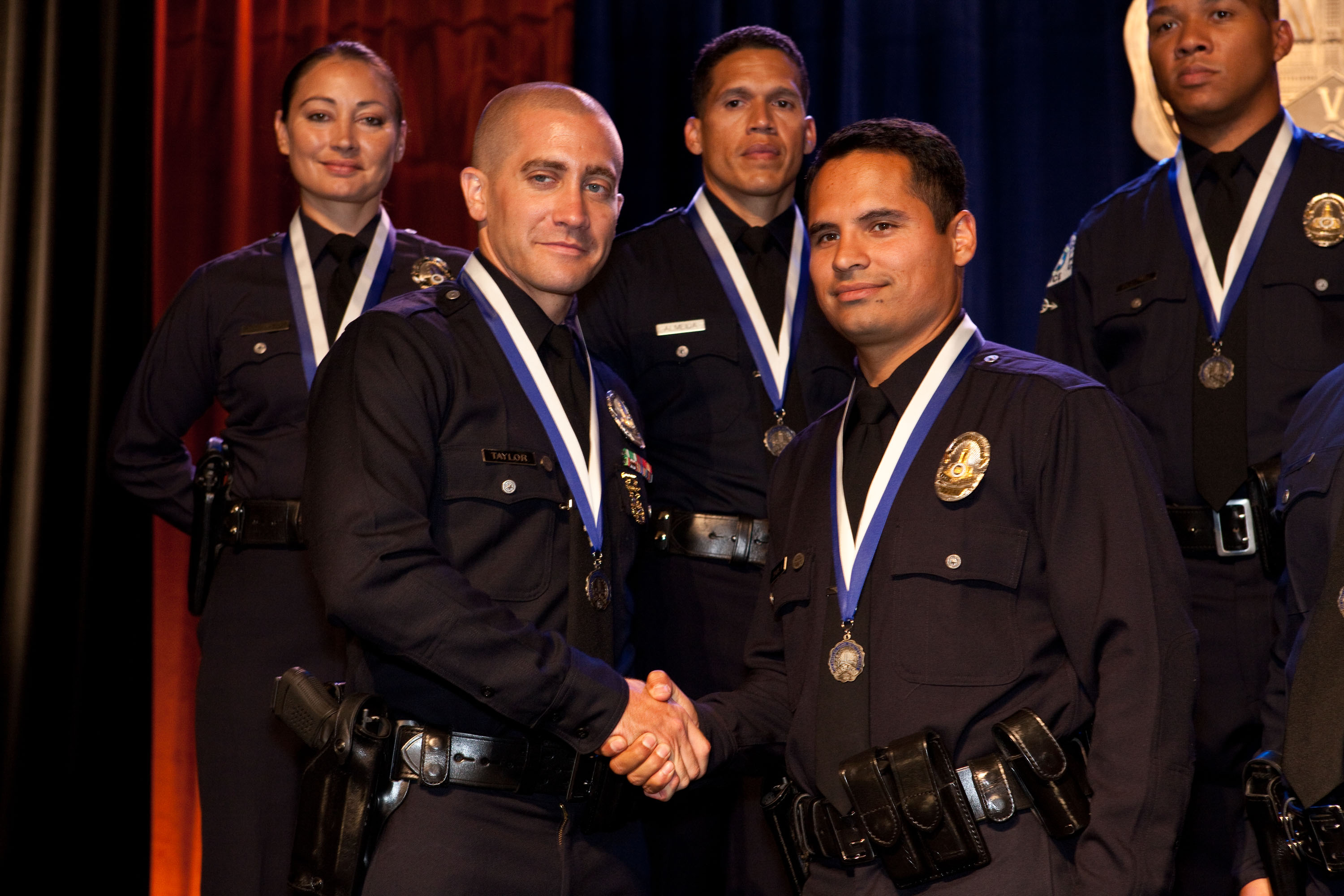 Still of Jake Gyllenhaal and Michael Peña in End of Watch (2012)