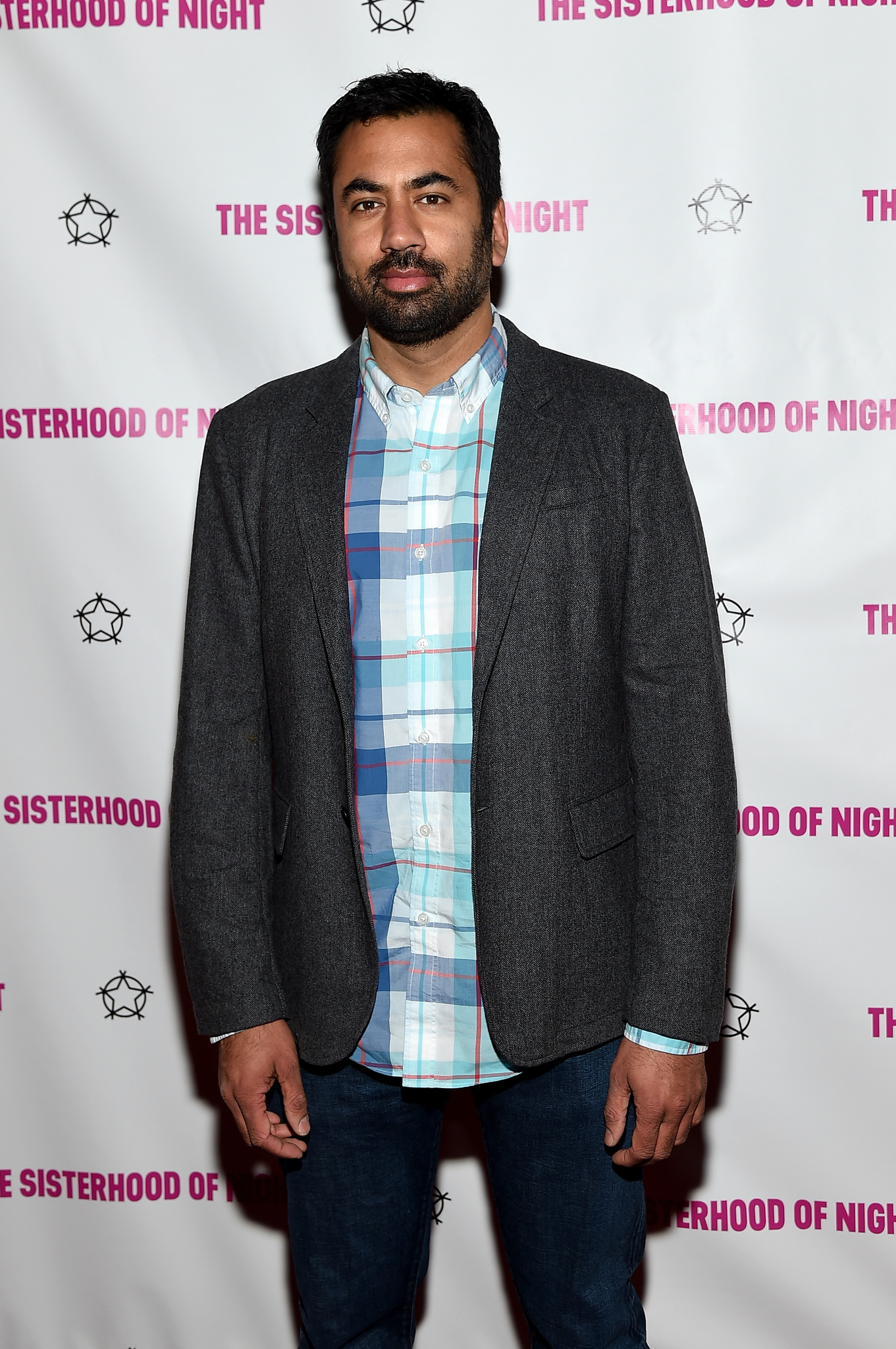 Kal Penn at event of The Sisterhood of Night (2014)