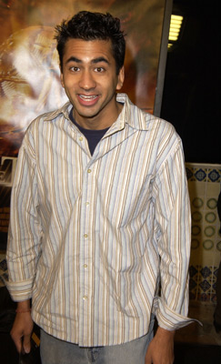 Kal Penn at event of The Time Machine (2002)