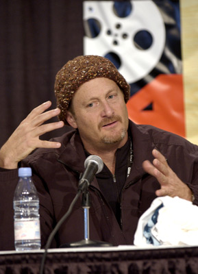Stacy Peralta at event of Riding Giants (2004)
