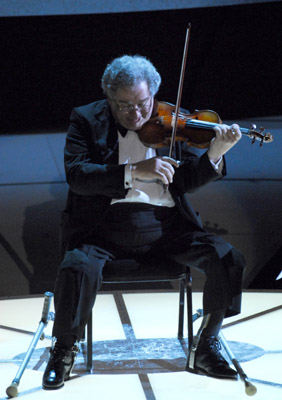 Itzhak Perlman at event of The 78th Annual Academy Awards (2006)