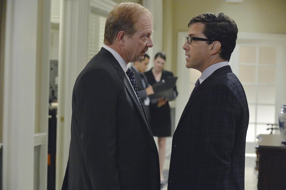 Still of Dan Bucatinsky and Jeff Perry in Scandal (2012)