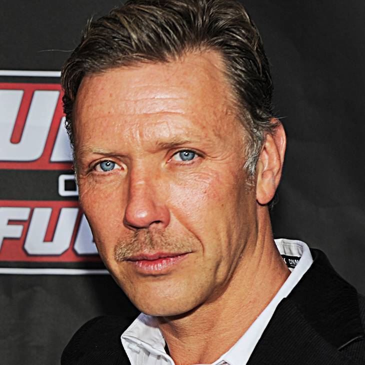 Mikael Persbrandt