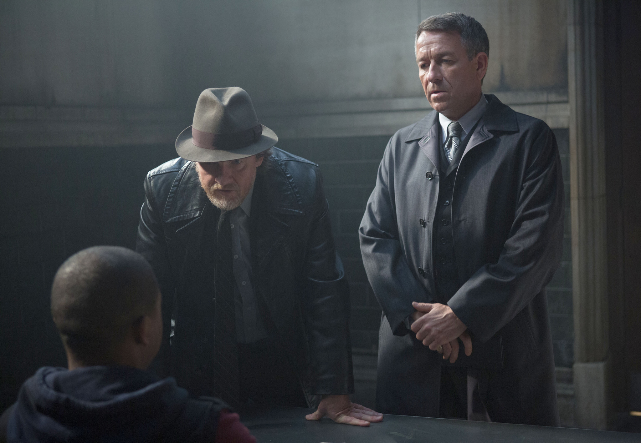 Still of Donal Logue and Sean Pertwee in Gotham (2014)