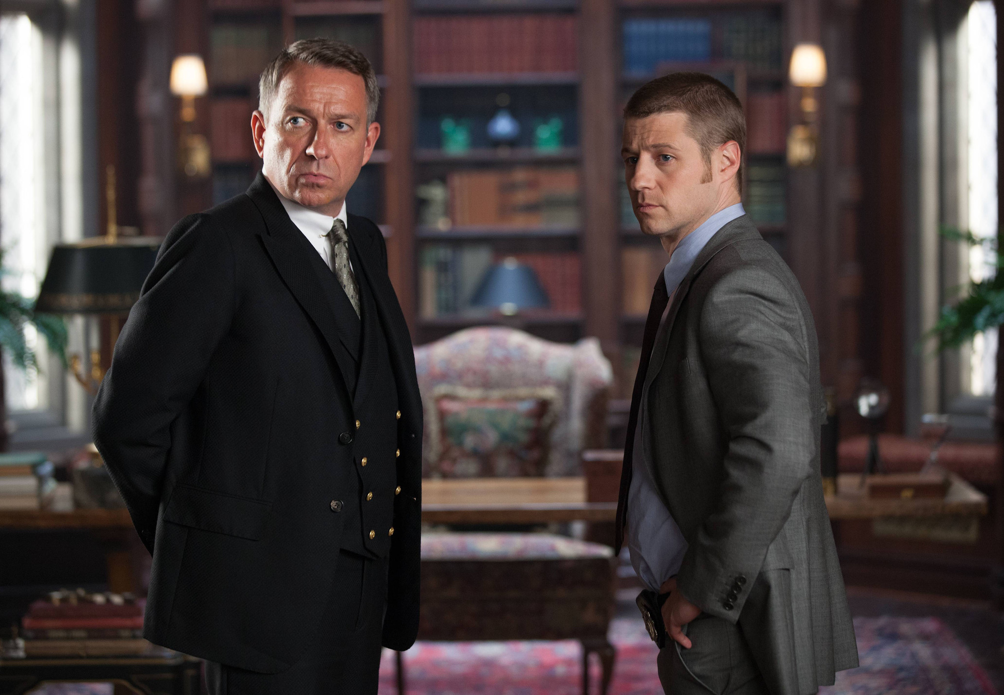 Still of Sean Pertwee and Ben McKenzie in Gotham (2014)