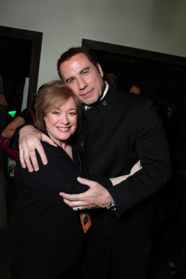 John Travolta and Donna Pescow at event of Seni vilkai (2009)