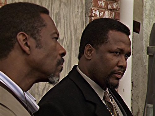 Still of Clarke Peters and Wendell Pierce in Blake (2002)