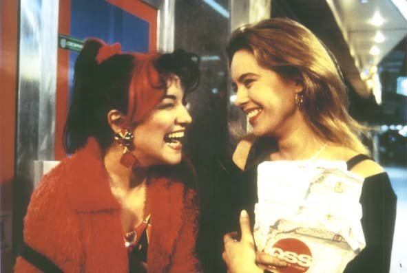 Mercedes Ortega and Diana Peñalver in Fotos (1996)
