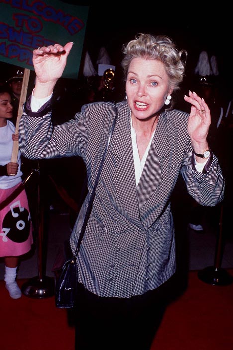 Michelle Phillips at event of Bye Bye Birdie (1995)