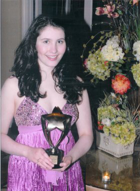 Photo date: 18 June 2008 Robin Phipps (DEE) with the Audience Choice Award for REX, at the SINY Film Festival Awards.