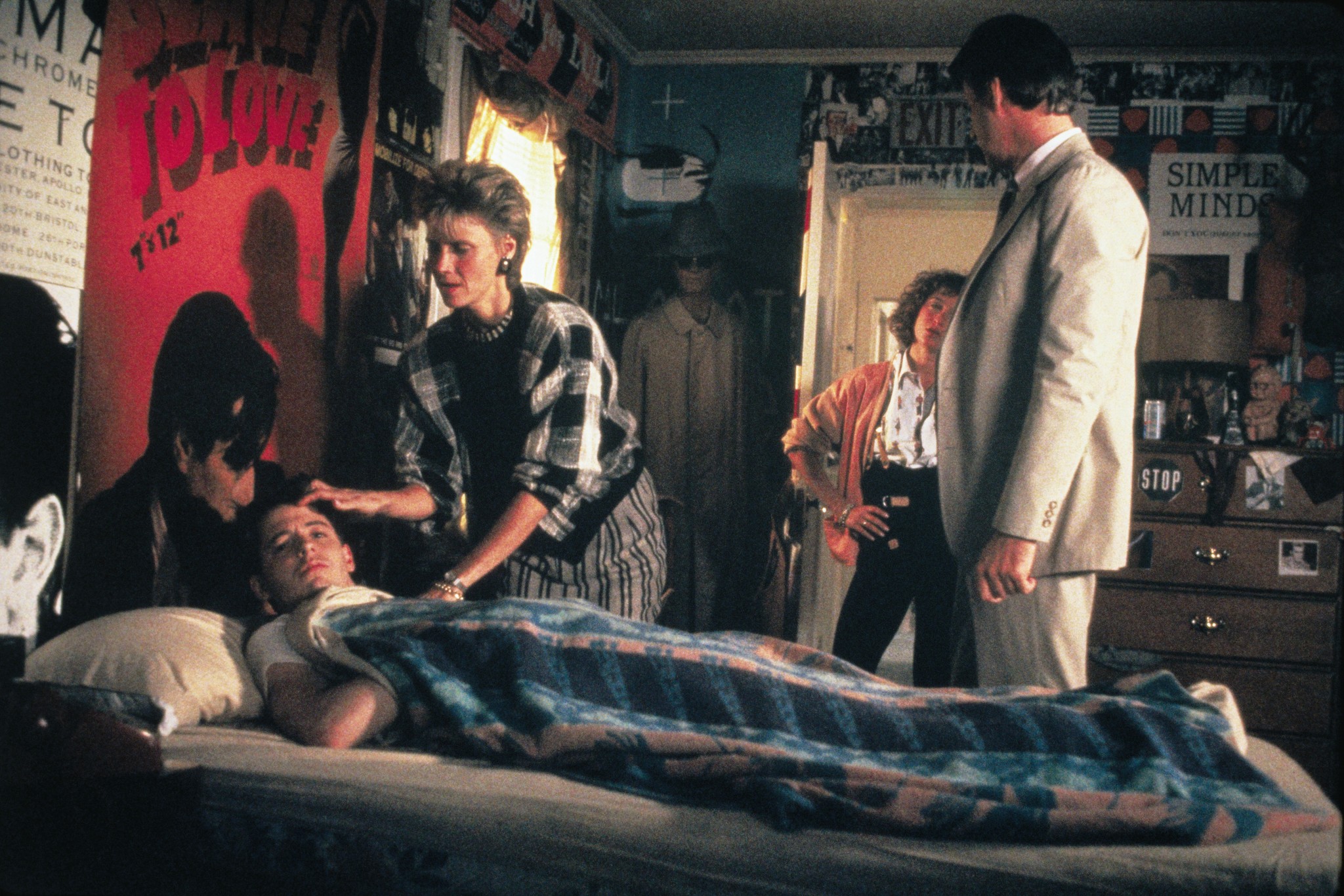 Still of Matthew Broderick, Jennifer Grey, Cindy Pickett and Lyman Ward in Ferris Bueller's Day Off (1986)