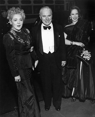 Mary Pickford, Charlie Chaplin, Ona O'Neil, at premiere of MONSIEUR VERDOUX, United Artists, 1947, **I.V.