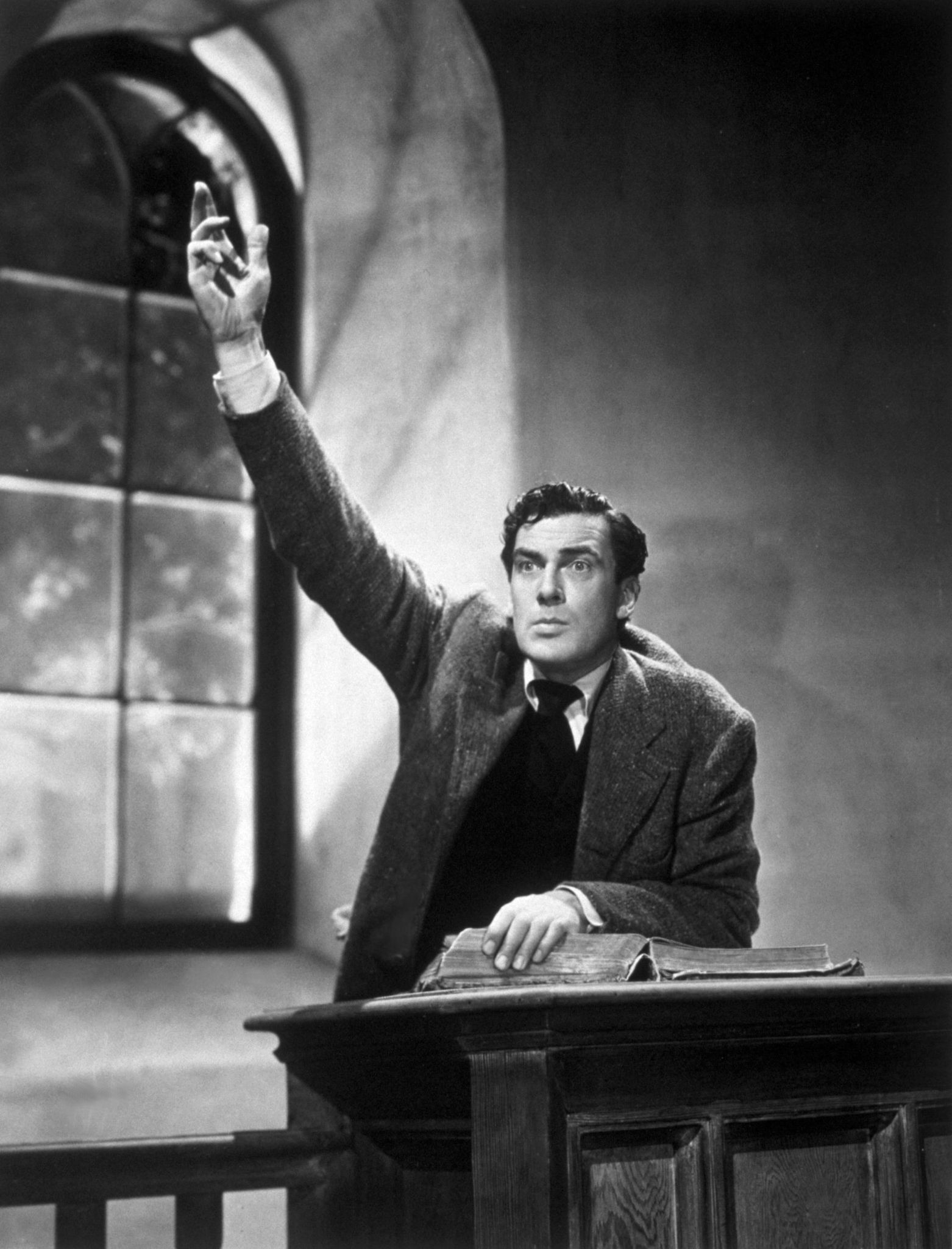 Still of Walter Pidgeon in How Green Was My Valley (1941)