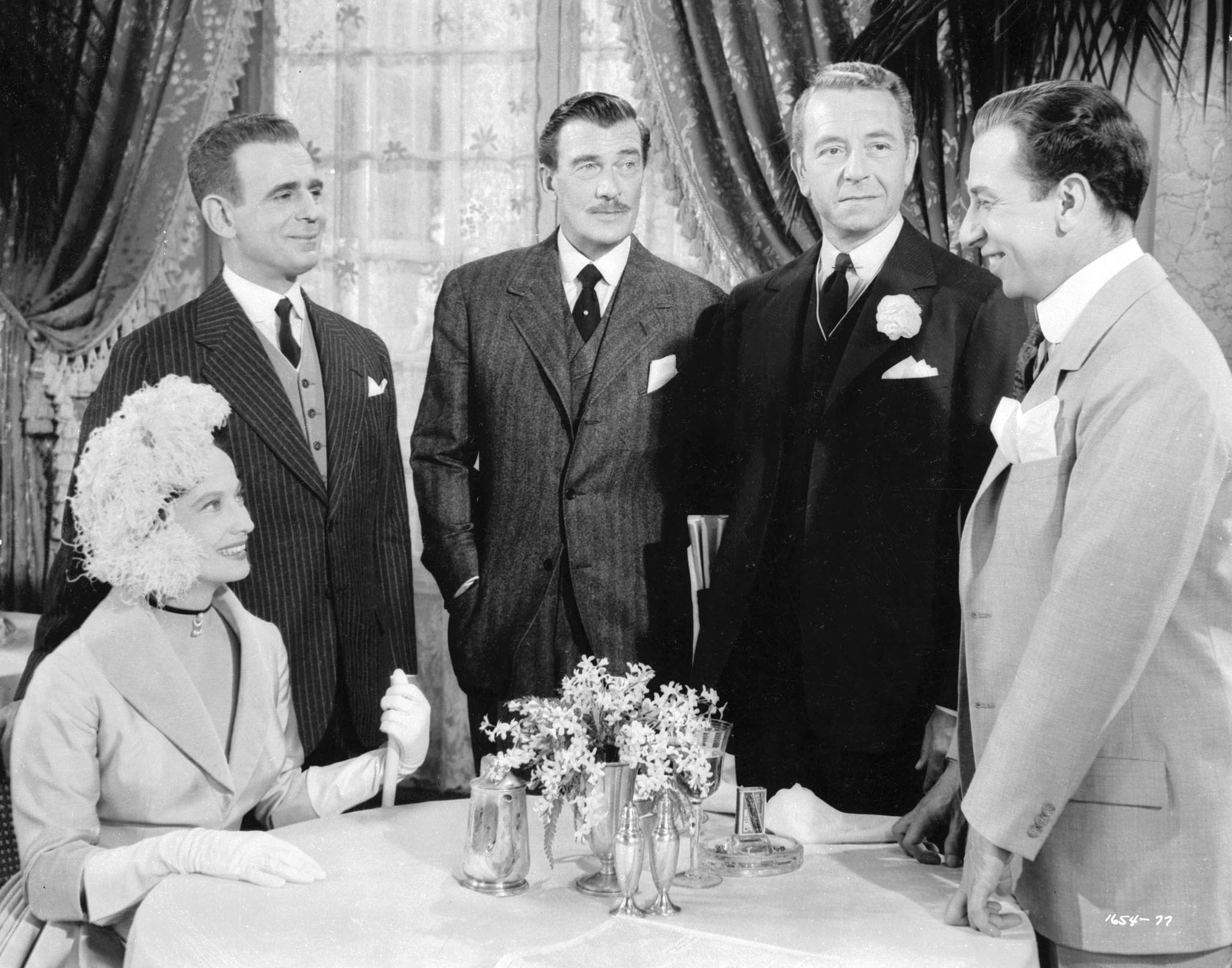 Still of José Ferrer, Paul Henreid, Merle Oberon, Walter Pidgeon and Paul Stewart in Deep in My Heart (1954)