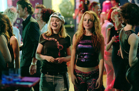 Still of Lindsay Lohan and Alison Pill in Confessions of a Teenage Drama Queen (2004)