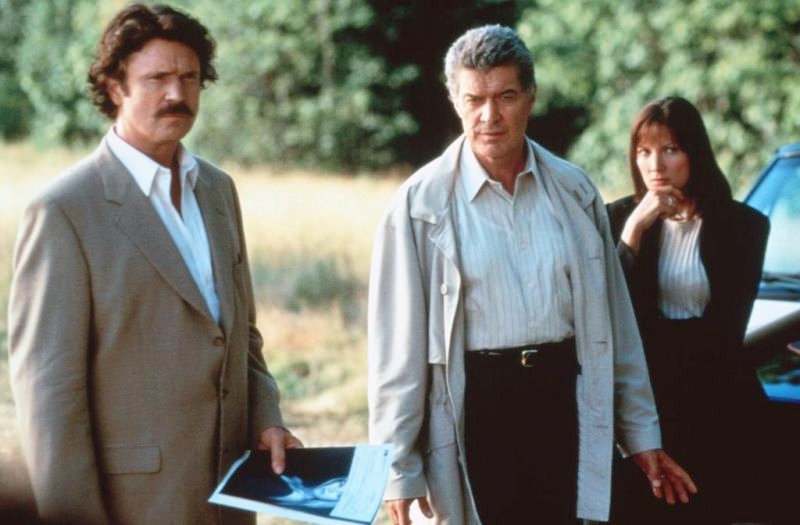 Patrick Bergin, Daniel Pilon & Liliana Komorowska in Suspicious Minds