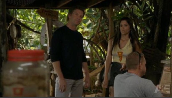 Still of Matt Passmore & Vivi Pineda in The Glades