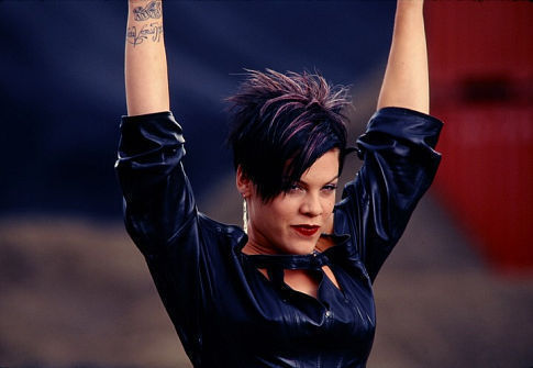 Still of Pink in Charlie's Angels: Full Throttle (2003)