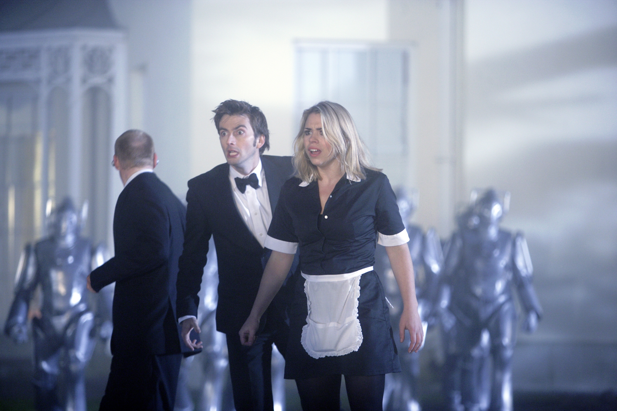 Still of Billie Piper and David Tennant in Doctor Who (2005)