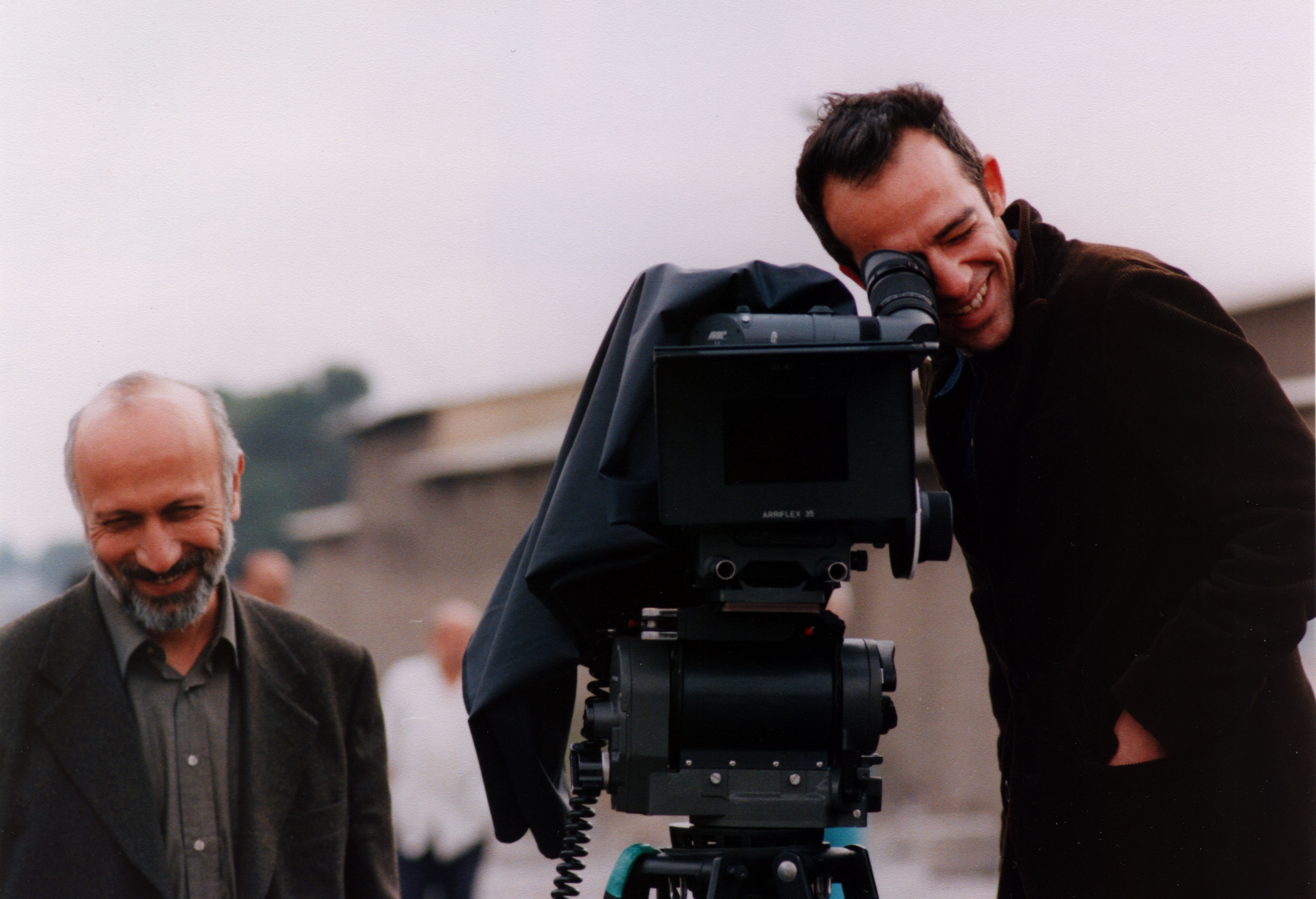 Mohammad Davudi and Rafi Pitts on the set of 