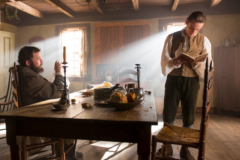 Caleb Brewster delivers the codebook to Abraham Woodhull in Turn. As played by Daniel Henshall & Jamie Bell.