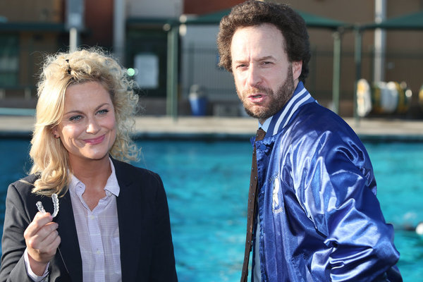 Still of Jon Glaser and Amy Poehler in Parks and Recreation (2009)