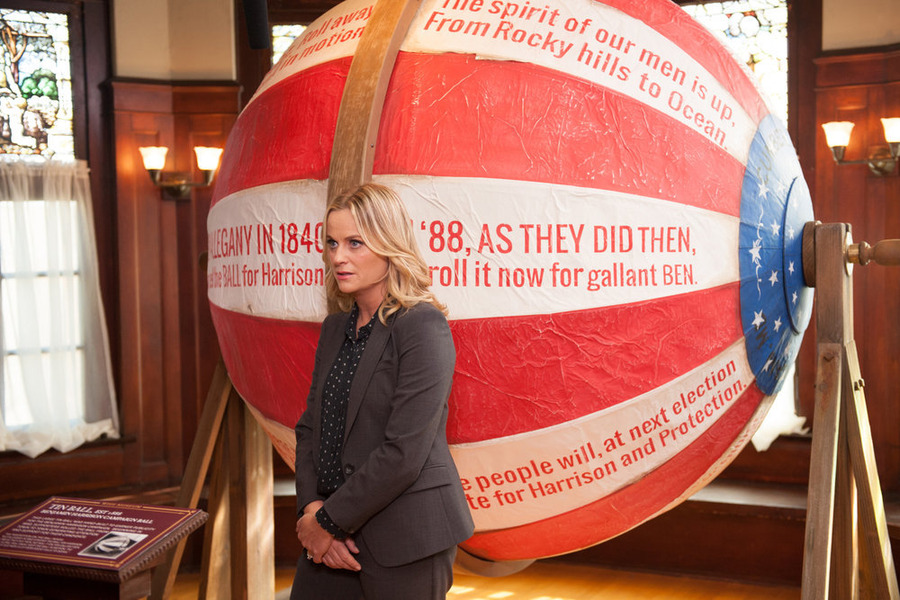 Still of Amy Poehler in Parks and Recreation (2009)