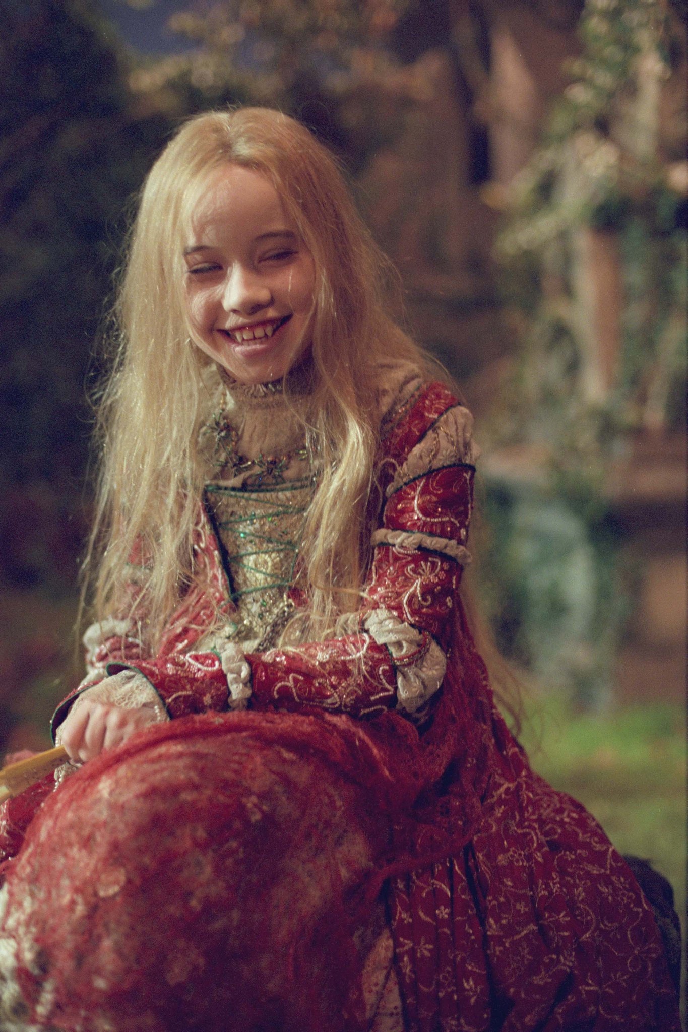 Still of Anna Popplewell in The Little Vampire (2000)
