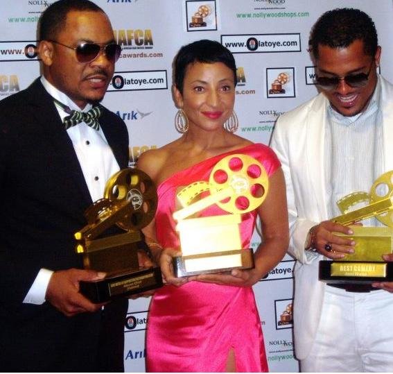 Moses Efret, Syr Law, recipient, Best Actress In A Lead Role In Diaspora, Van Vicker on the red carpet at the Nollywood & Africa Film Critics Awards (NAFCA)