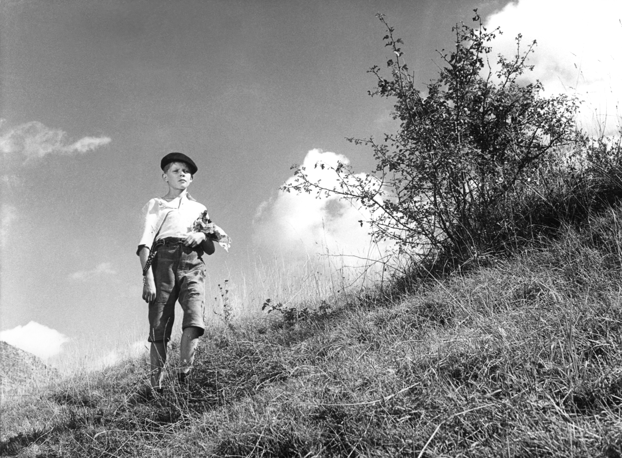 Still of Georges Poujouly in Jeux interdits (1952)
