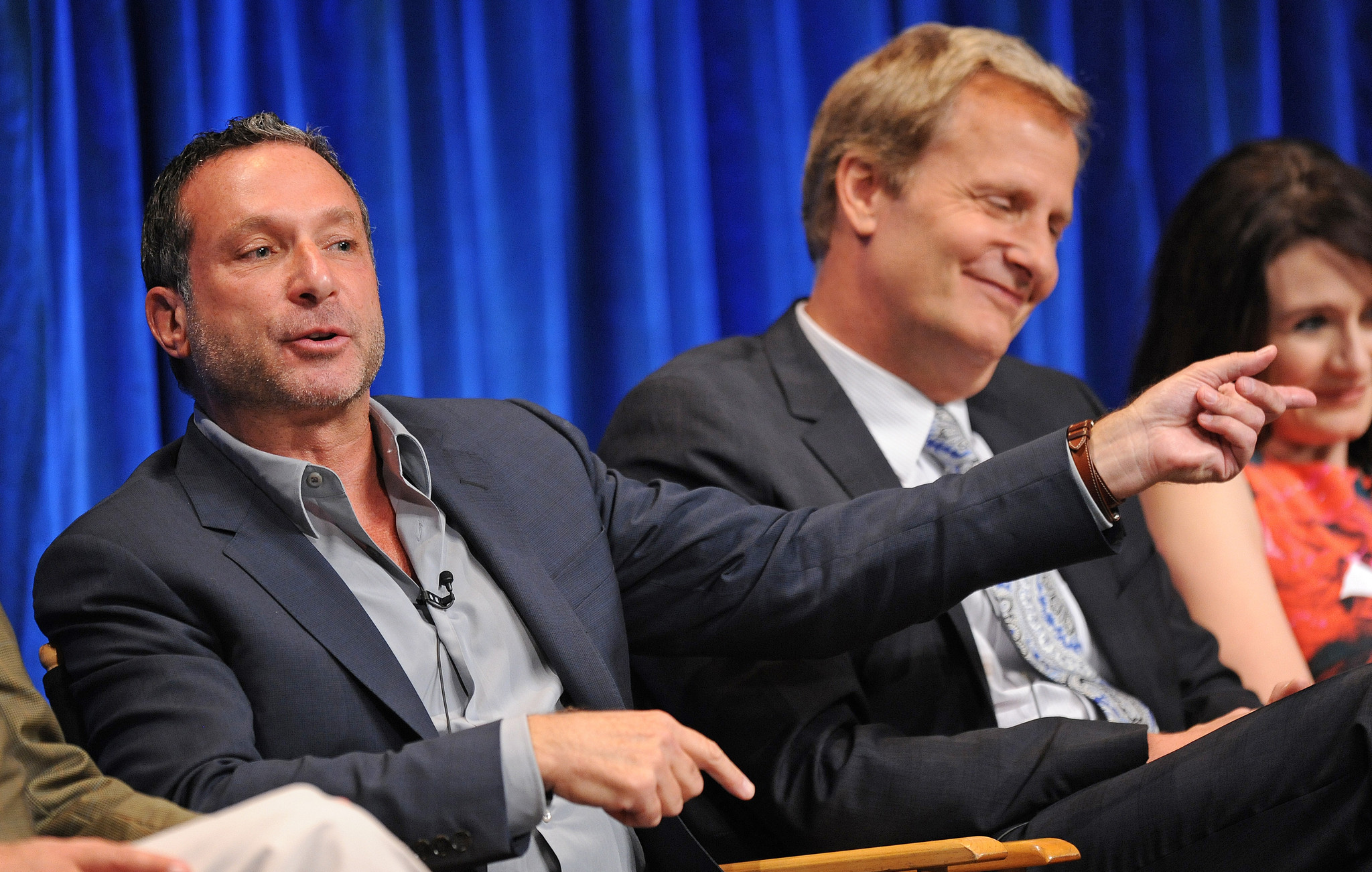 Jeff Daniels, Emily Mortimer and Alan Poul at event of The Newsroom (2012)