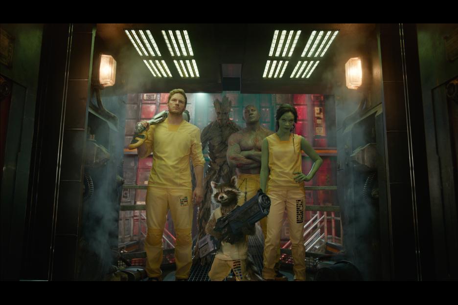 Still of Chris Pratt, Zoe Saldana and Dave Bautista in Galaktikos sergetojai (2014)