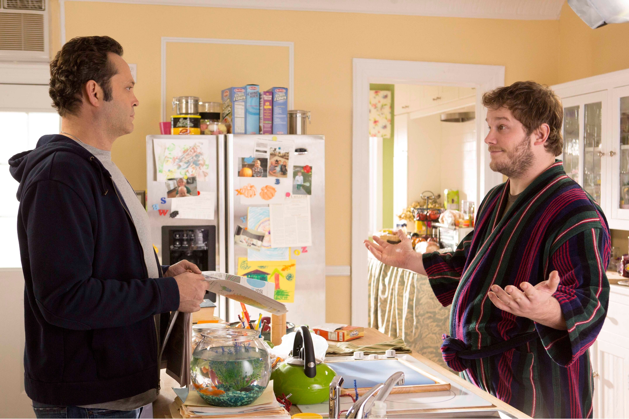 Still of Vince Vaughn and Chris Pratt in Anoniminis tetis (2013)