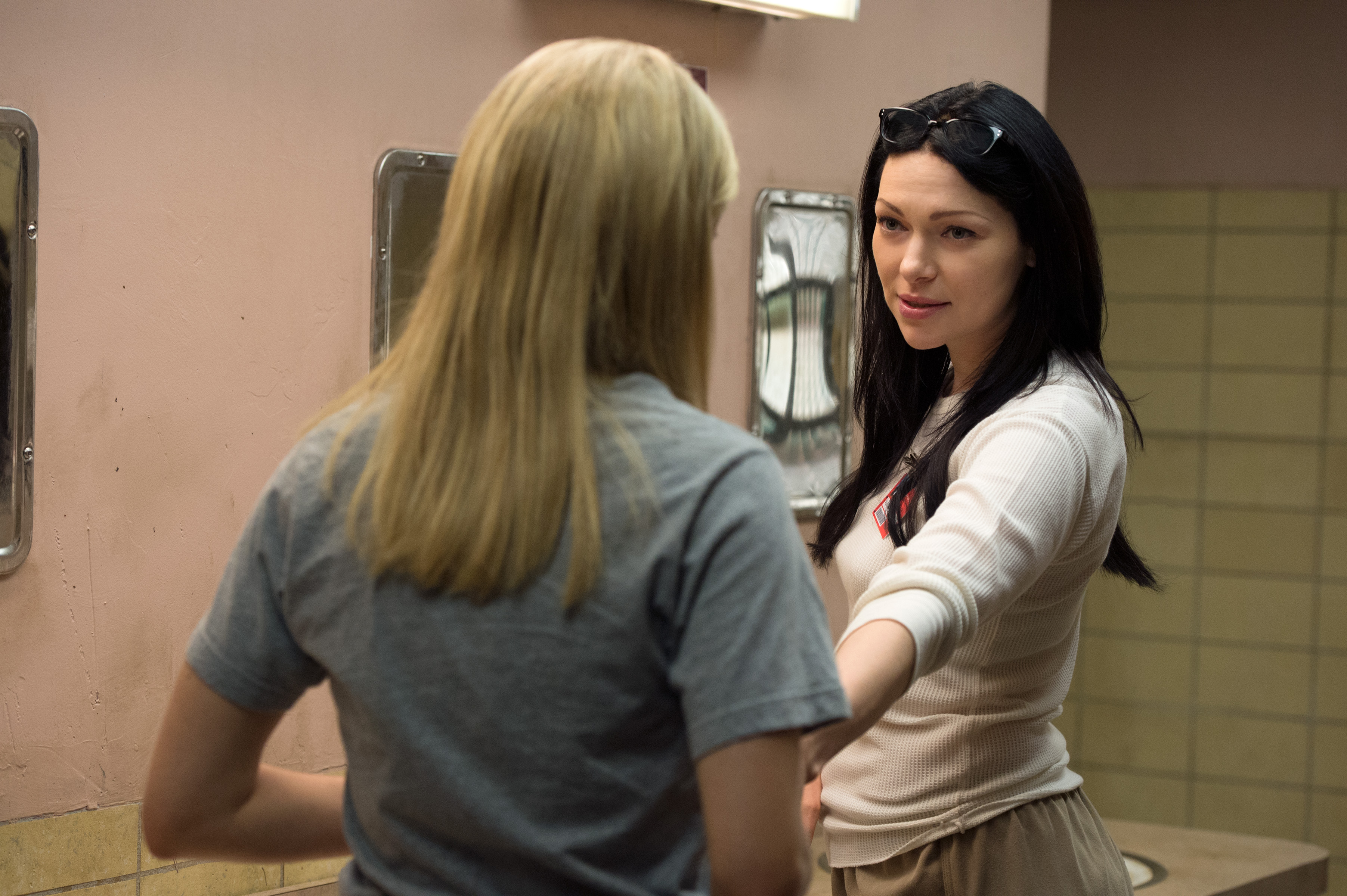 Still of Laura Prepon and Taylor Schilling in Orange Is the New Black (2013)