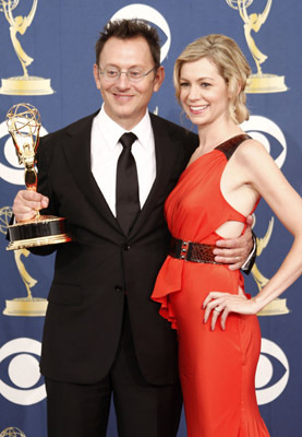 Still of Michael Emerson and Carrie Preston in The 61st Primetime Emmy Awards (2009)