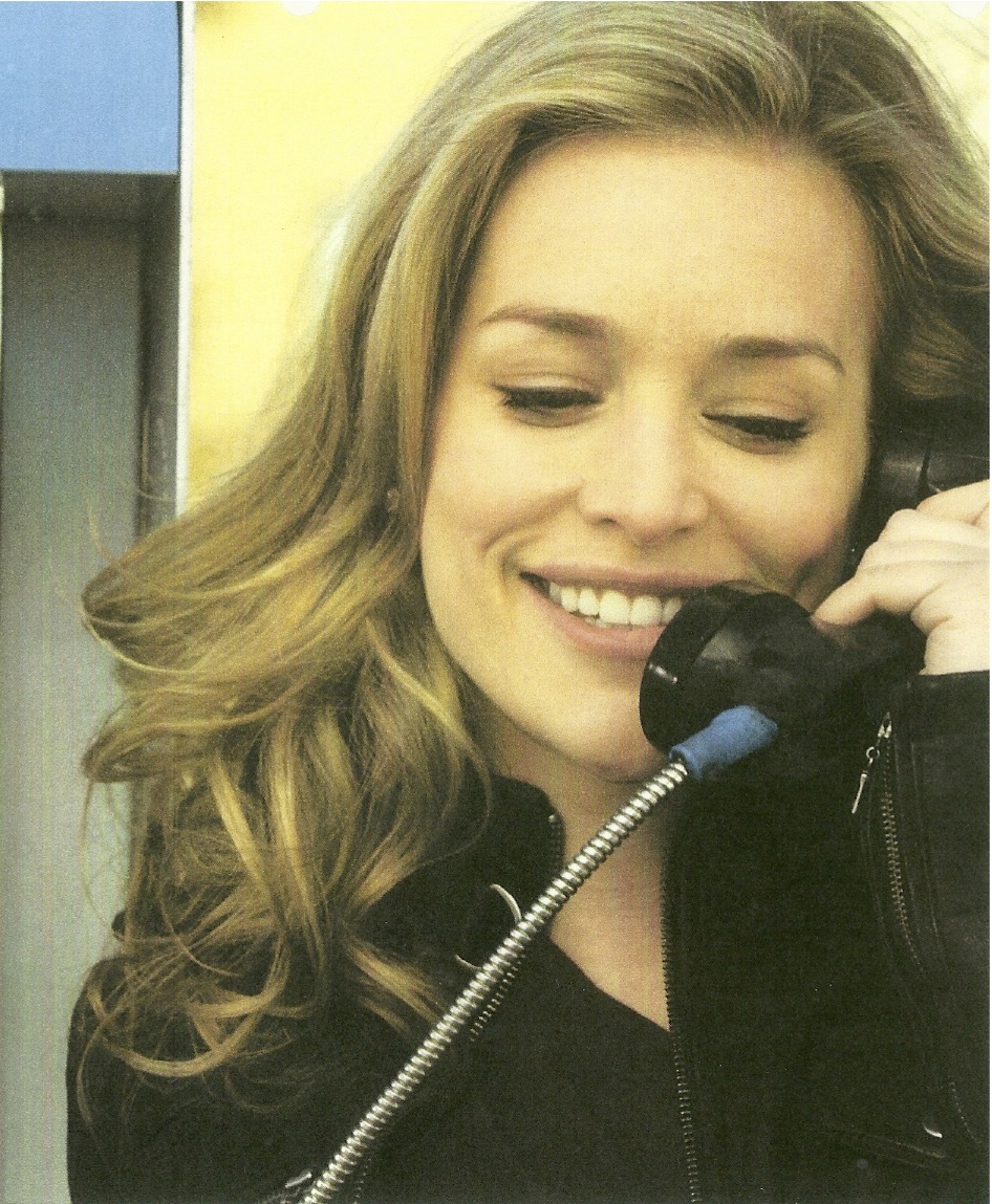 Piper Perabo in Covert Affairs Season 2