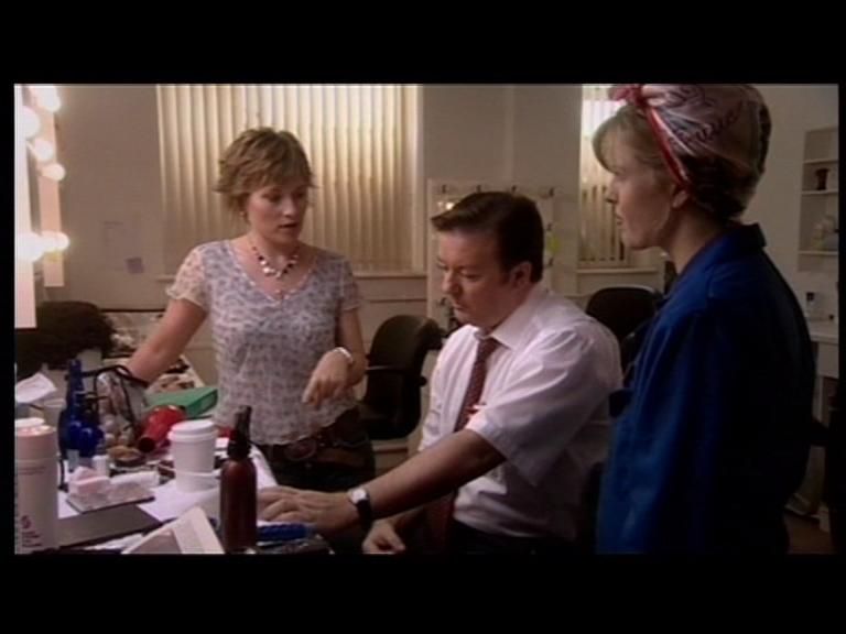 Still of Sarah Preston with Ricky Gervais and Ashley Jensen in Extras II