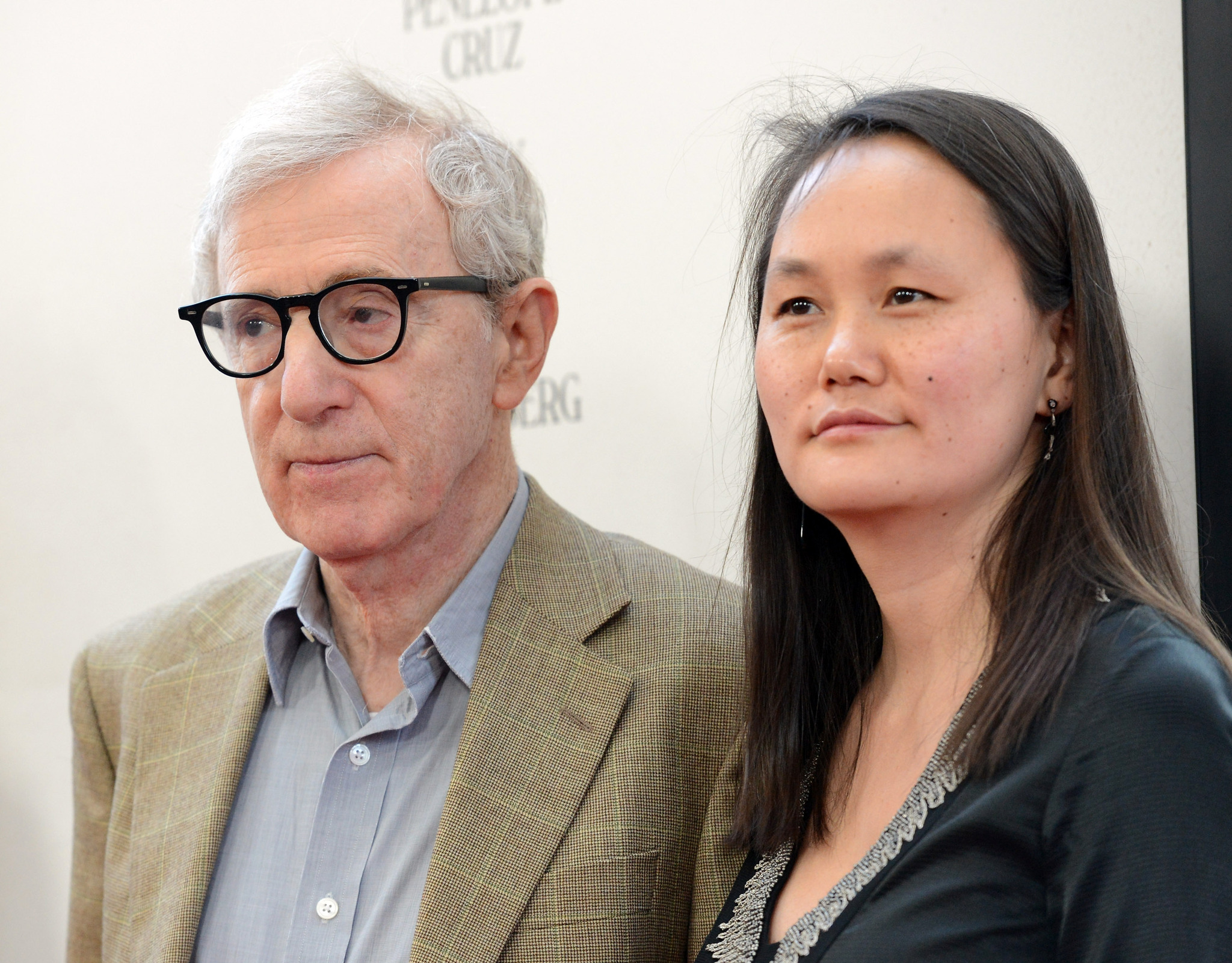 Woody Allen and Soon-Yi Previn at event of I Roma su meile (2012)
