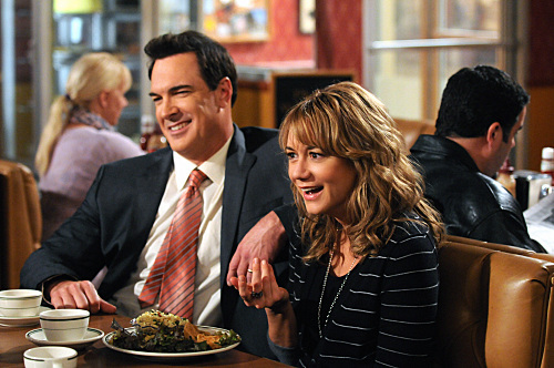 Still of Megyn Price and Patrick Warburton in Rules of Engagement (2007)