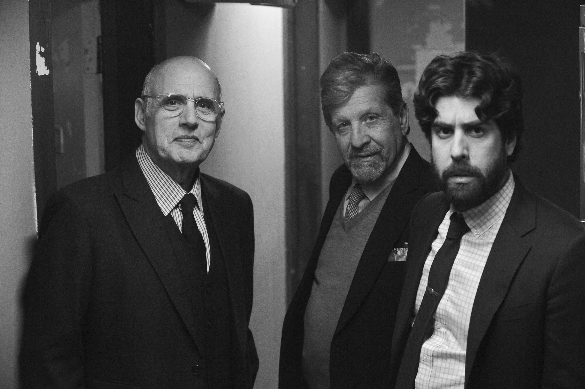 Still of Jeffrey Tambor, Adam Goldberg and Barry Primus in The Trivial Pursuits of Arthur Banks (2011)