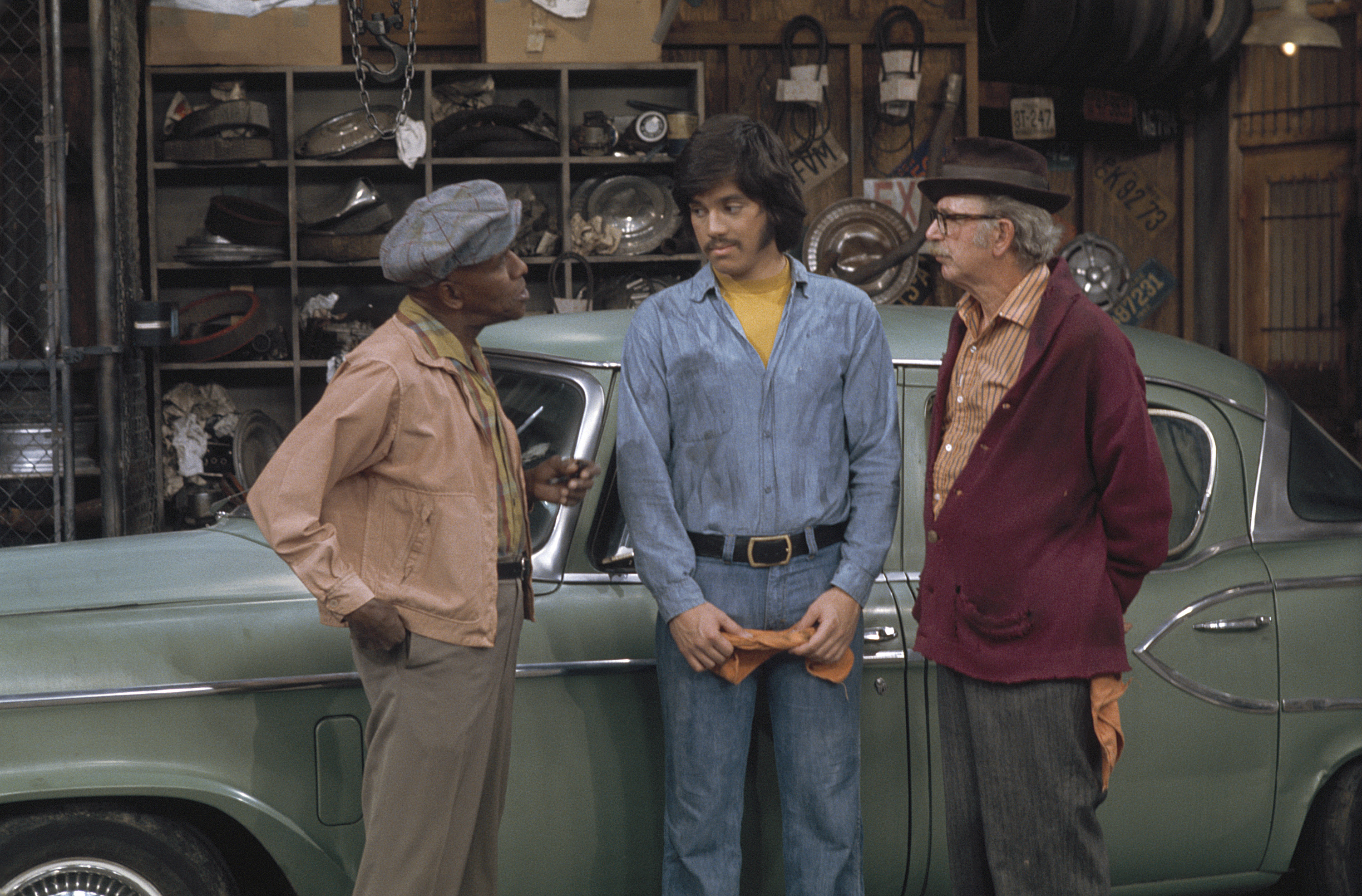 Still of Scatman Crothers, Jack Albertson and Freddie Prinze in Chico and the Man (1974)