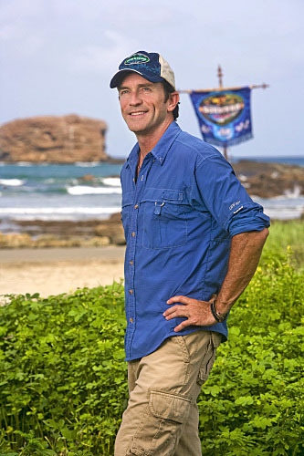 Jeff Probst in Survivor (2000)