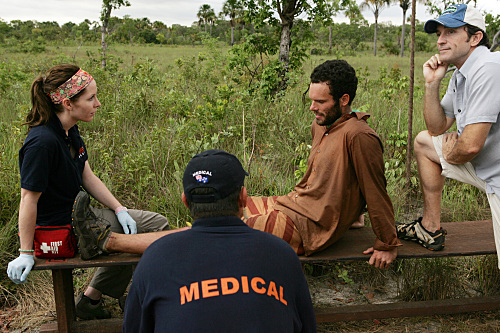 Still of Jeff Probst and Joe Dowdle in Survivor (2000)