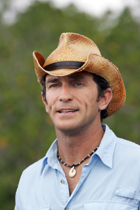 Still of Jeff Probst in Survivor (2000)