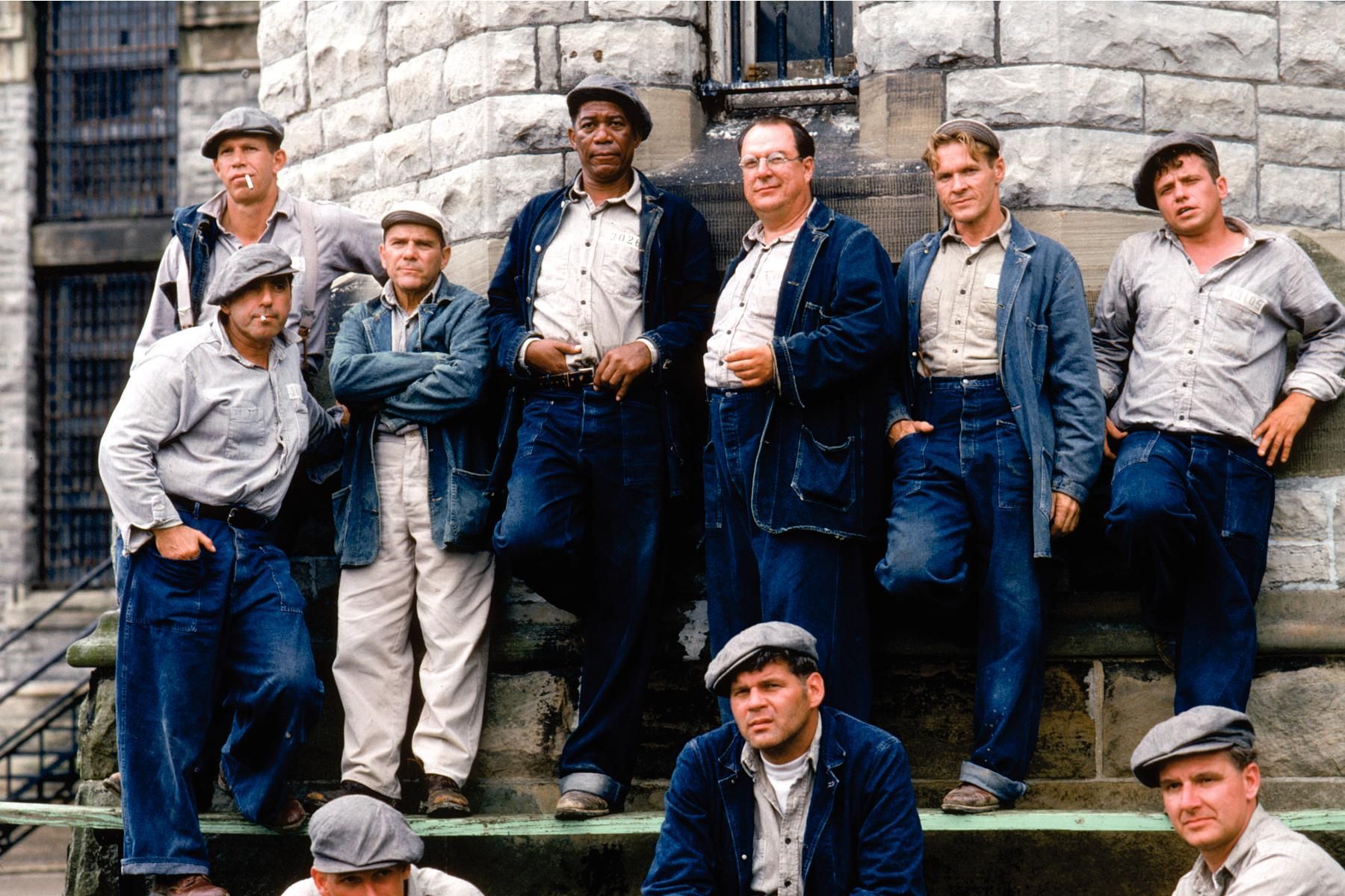 Still of Morgan Freeman, William Sadler, Larry Brandenburg, Neil Giuntoli, Brian Libby and David Proval in Pabegimas is Sousenko (1994)